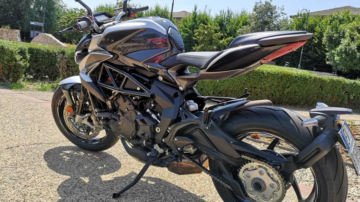 MV Agusta Brutale 800 RR (2021 - 25)  (6)