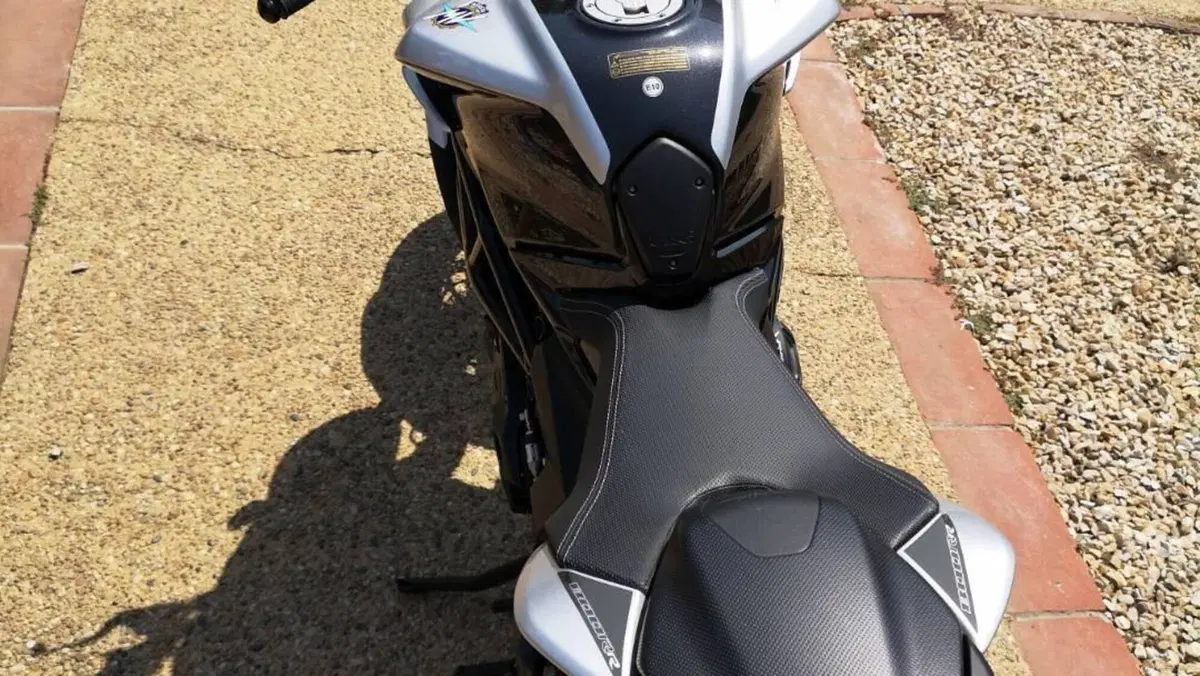 MV Agusta Brutale 800 RR (2021 - 25)  (9)