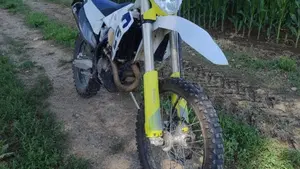 Husqvarna FE 350 (2020)  (2)
