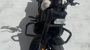 Harley-Davidson 1200 Custom (2018 - 20) - XL1200C  (10)
