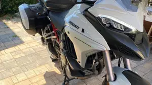 Ducati Multistrada V4 (2021 - 24)  (2)