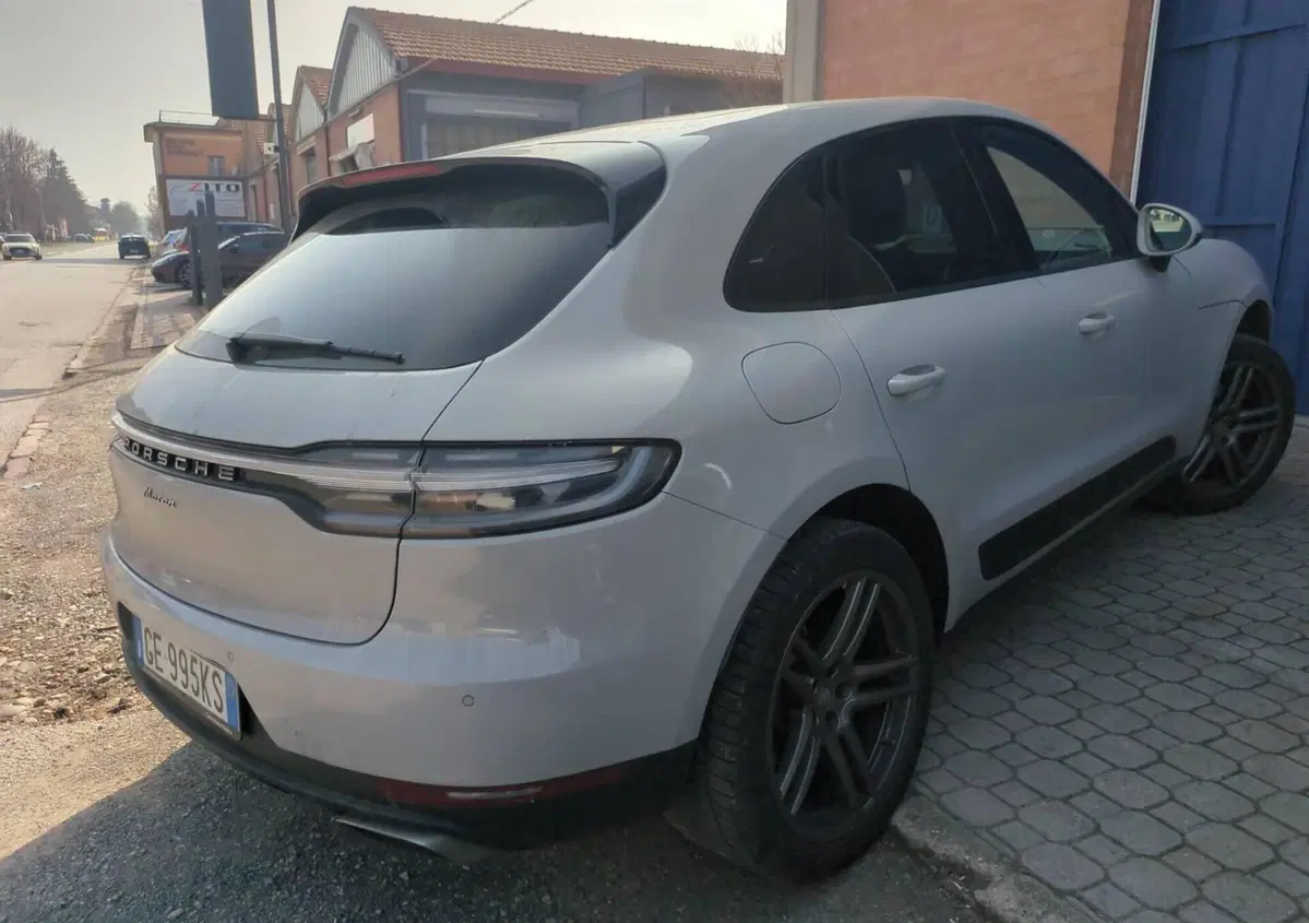 Porsche Macan 2.0 (2)