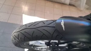 Moto Guzzi V7 III Stone (2017 - 20)  (4)