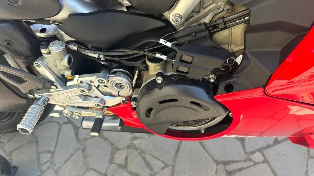Ducati Panigale V4 R (2026)  (3)