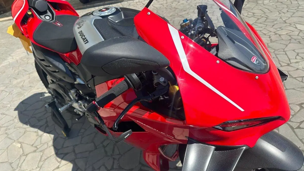 Ducati Panigale V4 R (2026)  (4)