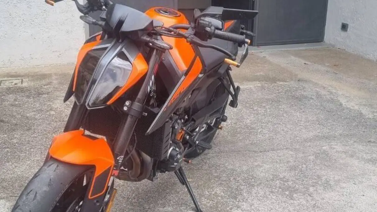 KTM 890 Duke (2021 - 23)  (2)