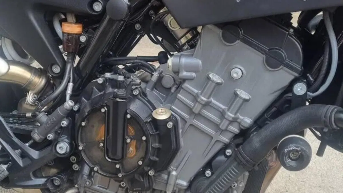 KTM 890 Duke (2021 - 23)  (5)