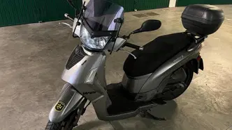 Kymco People 125 S DD (2007 - 16) usata