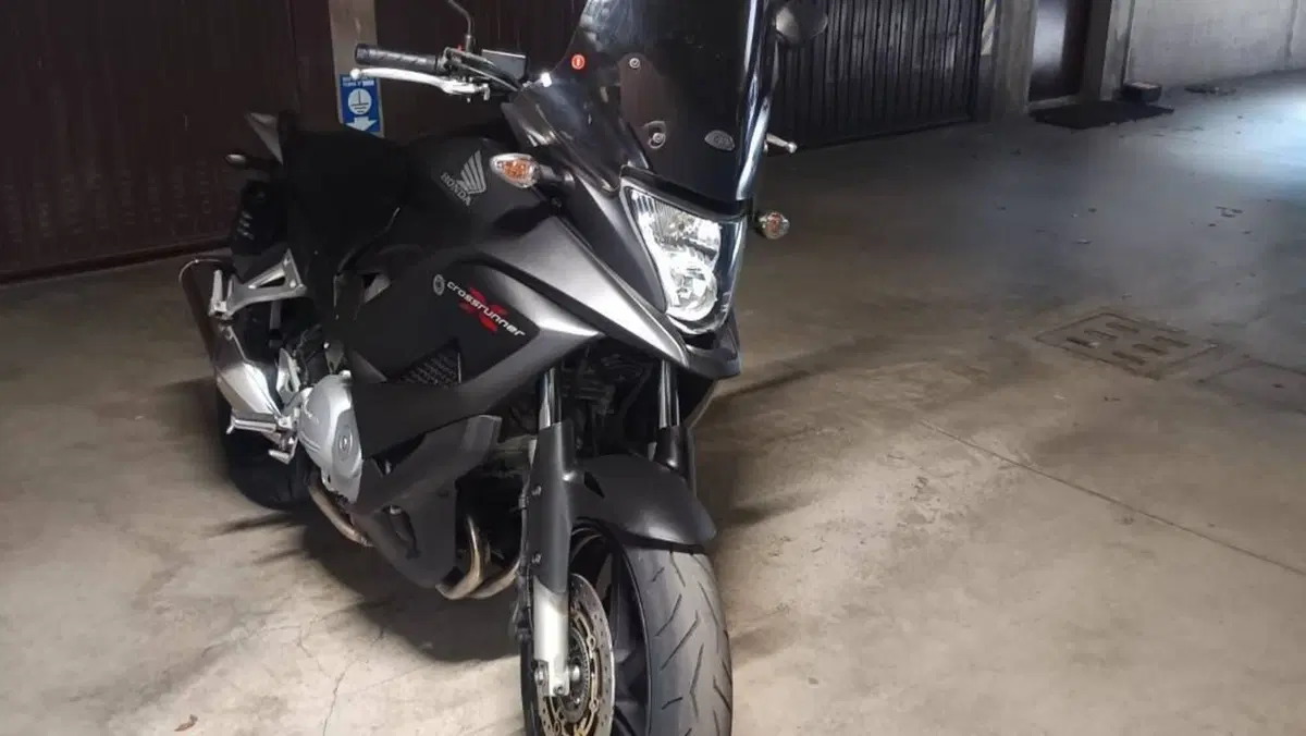 Honda Crossrunner ABS (2010 - 14)  (3)