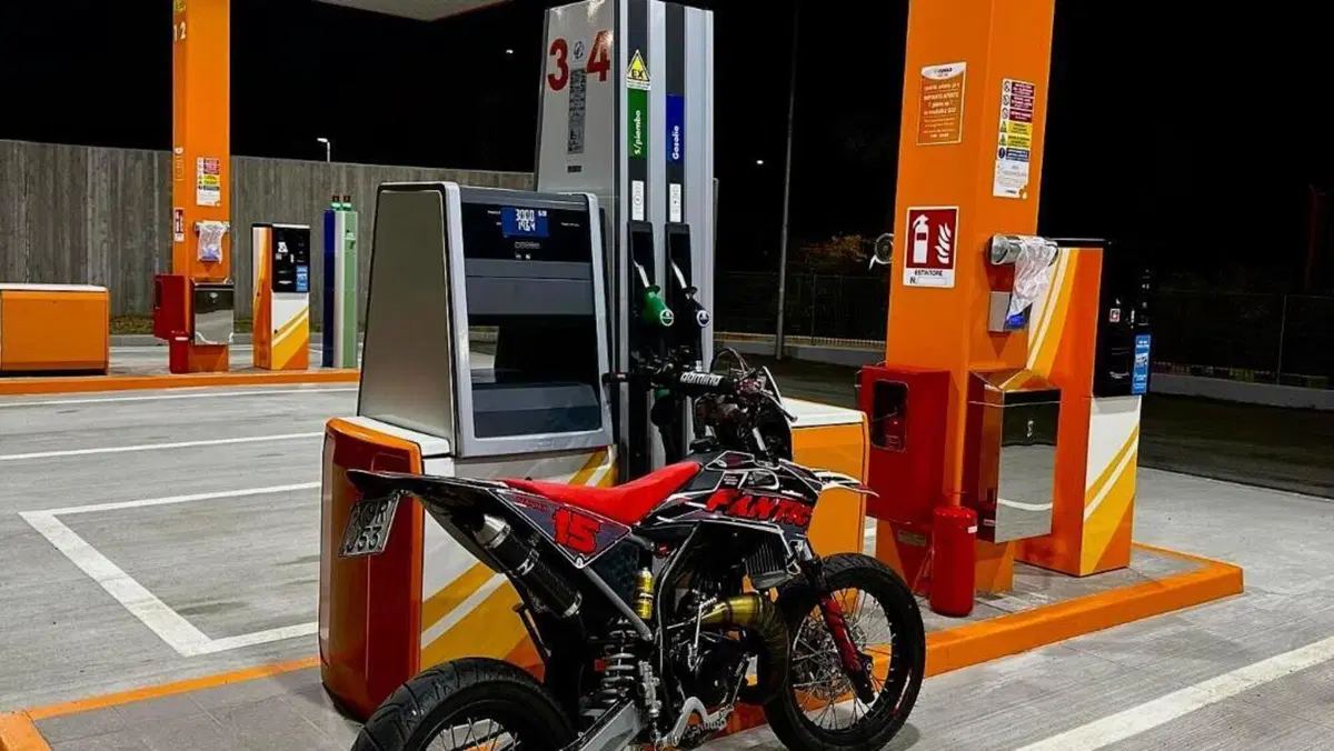 Fantic Motor Motard 50 M Casa 2t (2018)  (2)