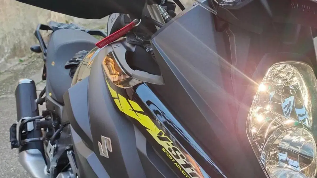 Suzuki V-Strom 650 (2021 - 25)  (3)
