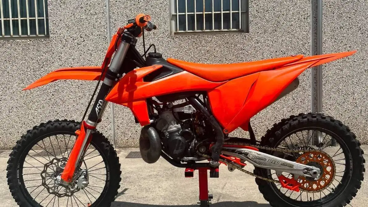 KTM 250 SX (2021)  (2)