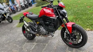 Ducati Monster 937 + (2021 - 25)  (2)