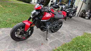 Ducati Monster 937 + (2021 - 25)  (4)