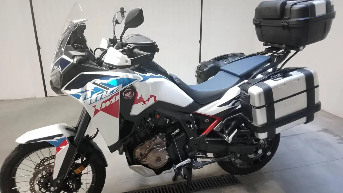 Honda Africa Twin CRF 1100L (2024 - 26)  (3)