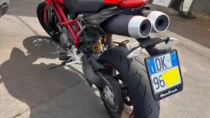 Ducati Hypermotard 1100 (2007 - 09)  (4)