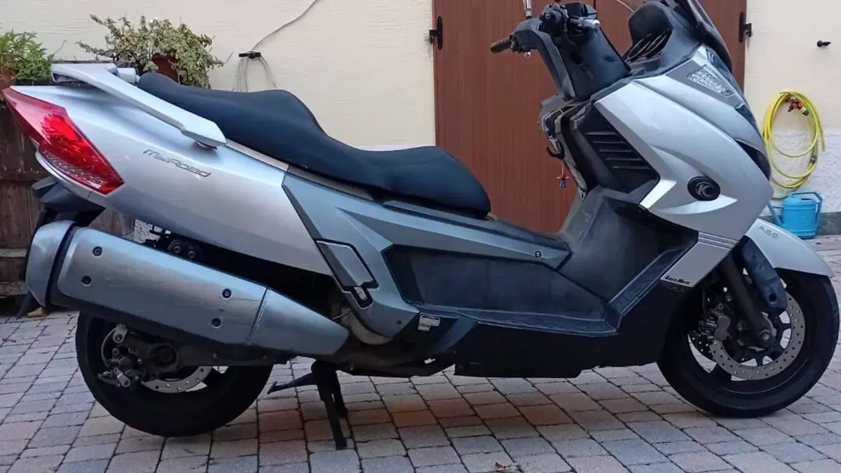 Kymco MyRoad 700i (2012 - 16)  (3)
