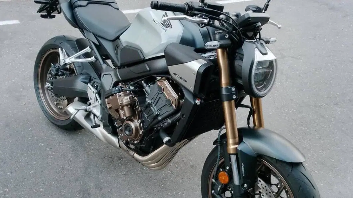 Honda CB 650 R E-Clutch (2024 - 26) 