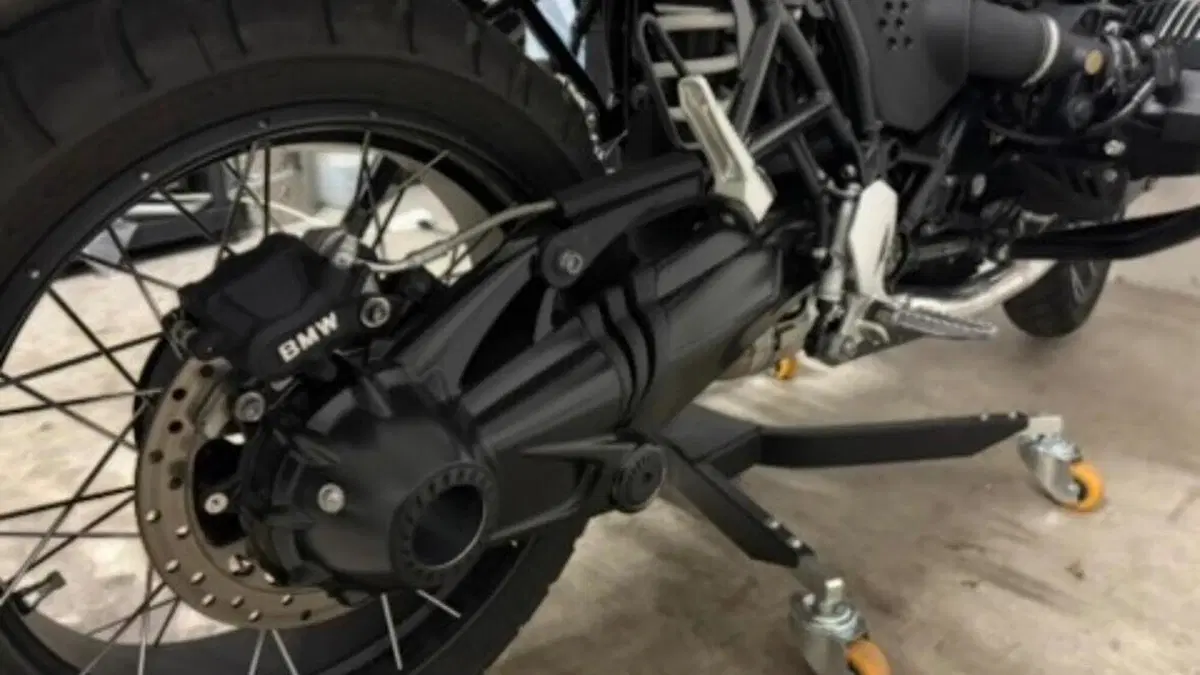 Bmw R nineT Urban GS 1200 - Edition 40 Years GS (2021)  (16)