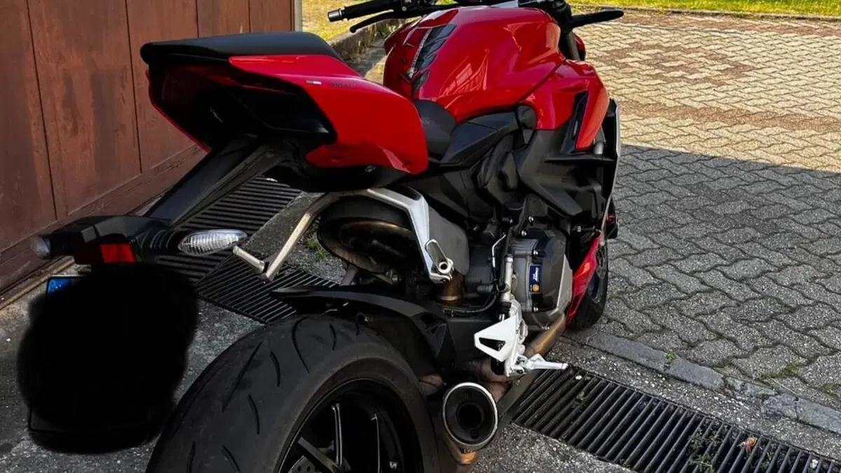 Ducati Streetfighter V2 (2022 - 24)  (5)