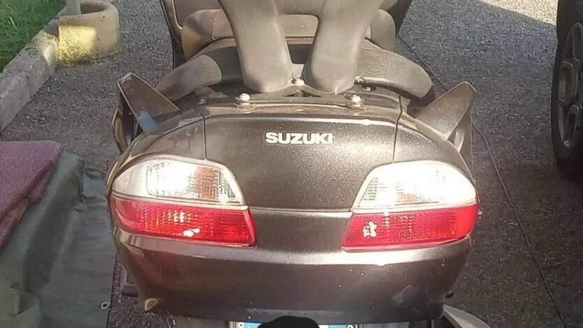 Suzuki Burgman AN 650 Executive ABS (2006 - 12)  (3)