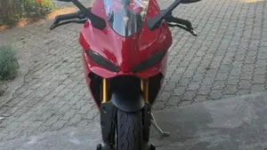 Ducati Panigale V2 S (2025 - 26)  (3)