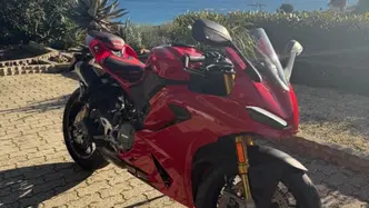 Ducati Panigale V2 S (2025 - 26)