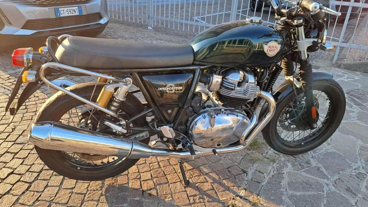 Royal Enfield Interceptor 650 (2021 - 26)  (3)