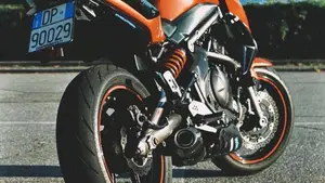 Kawasaki ER-6N (2009 - 11)  (3)