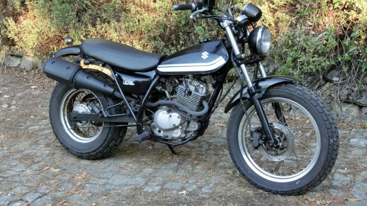 Suzuki Van Van RV 125 (2006 - 17)  (3)