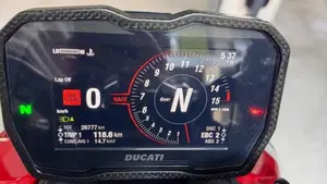 Ducati Streetfighter V4 1100 S (2021 - 22)  (4)