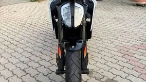 KTM 790 Duke L (2023 - 24)  (3)