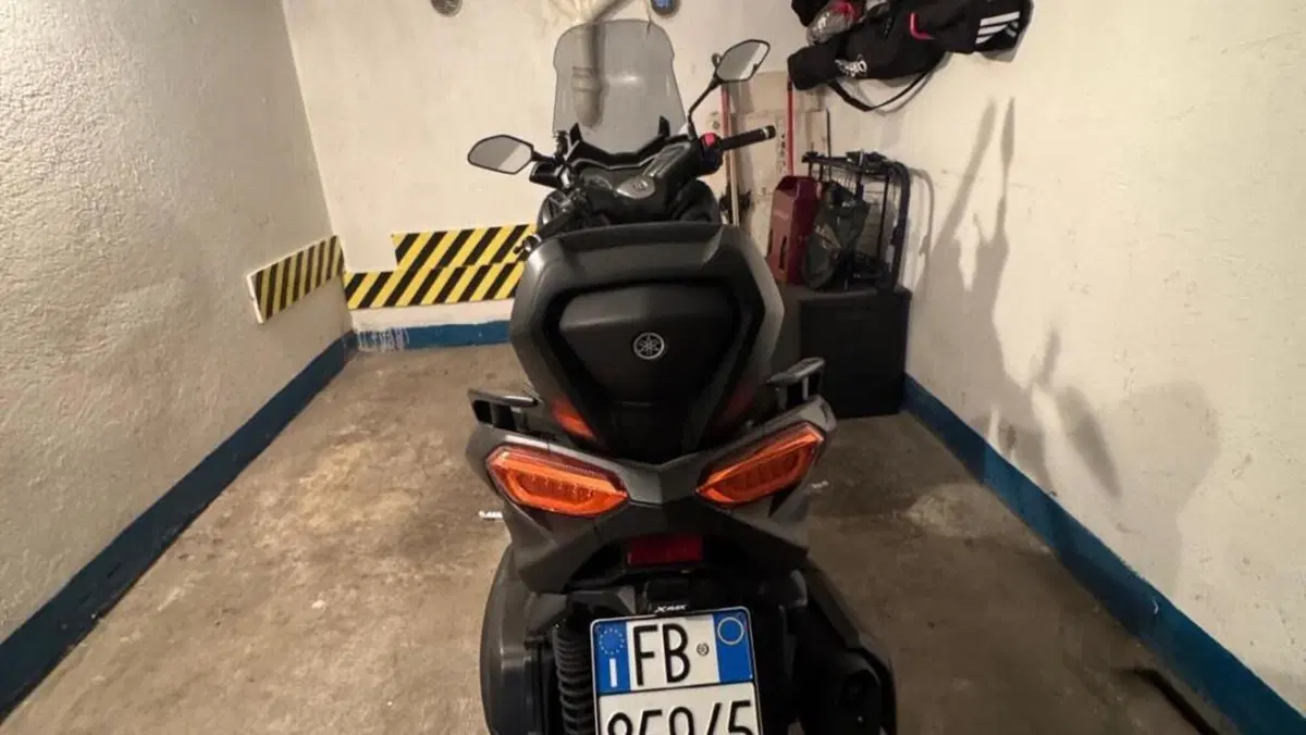 Yamaha X-Max 300 Tech Max (2021 - 24)  (4)