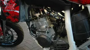 Husqvarna SM 125 (2010 - 12)  (2)