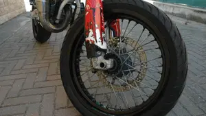 Husqvarna SM 125 (2010 - 12)  (5)