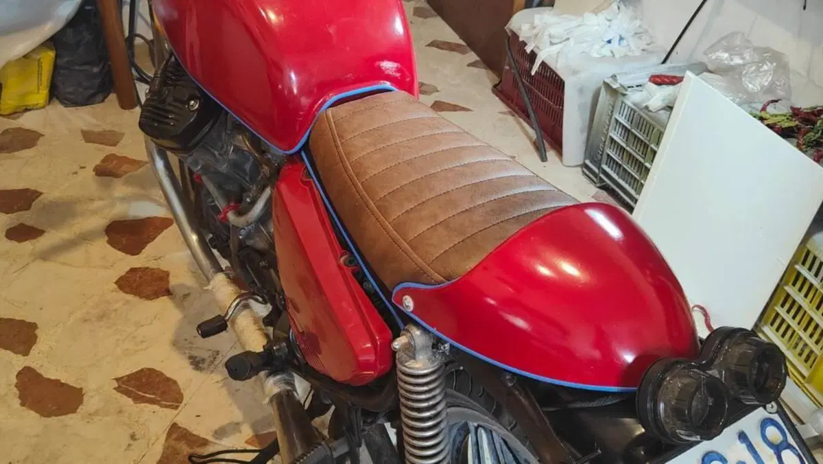 Honda  