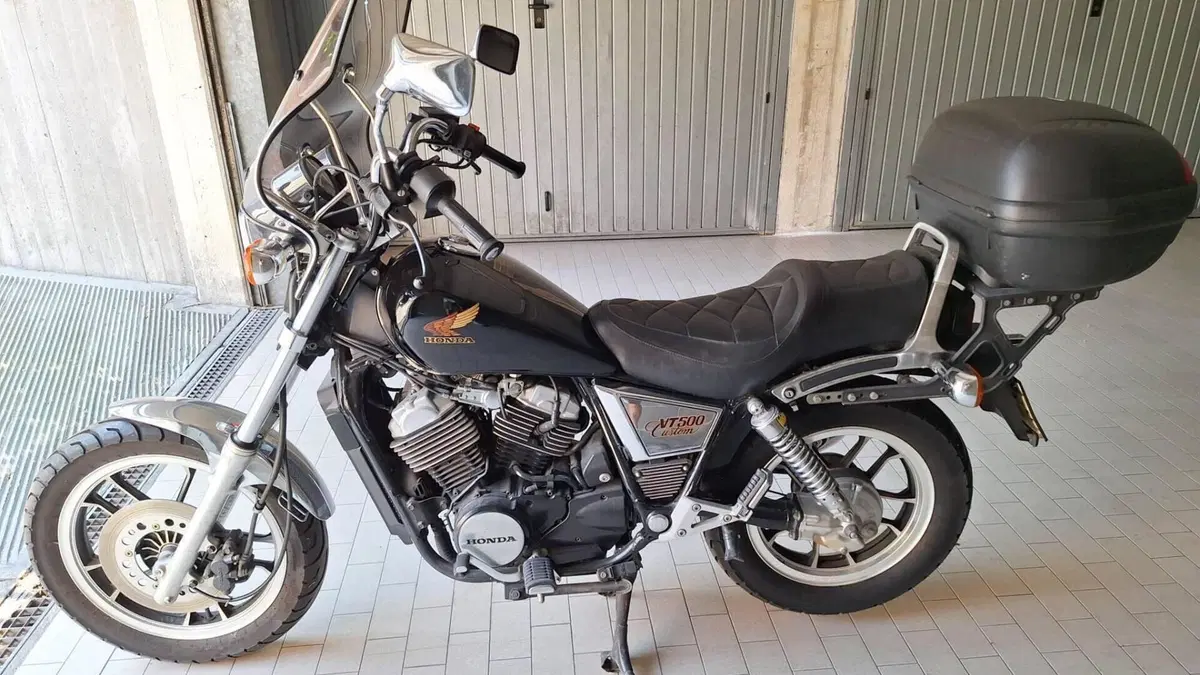Honda VT 500 CD (1985 - 88)  (2)