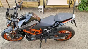 KTM 390 Duke (2021 - 23)  (3)