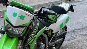 Kawasaki KLX 250 (2009 - 16)  (3)