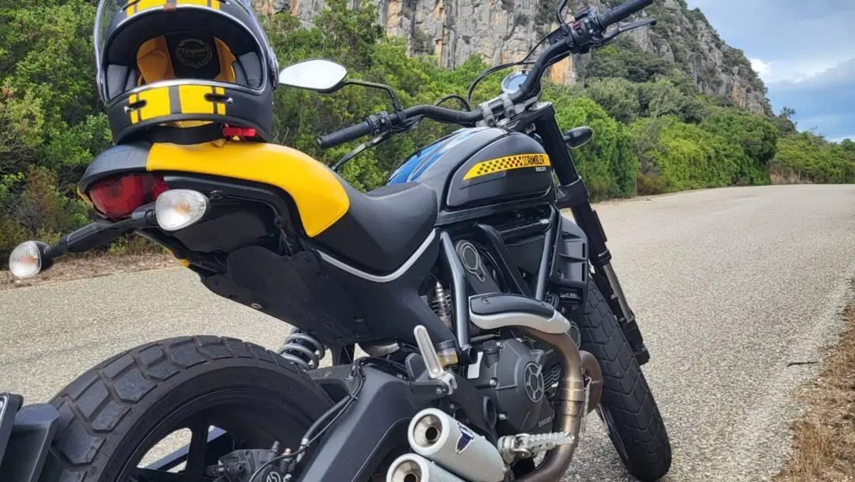 Ducati Scrambler 800 Full Throttle (2017 - 21)  (3)