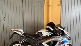 Suzuki GSR 600 (2006 - 11) usata