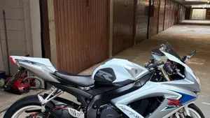 Suzuki GSR 600 (2006 - 11)  (10)