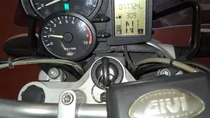 Bmw R 1200 R (2006 - 11)  (3)