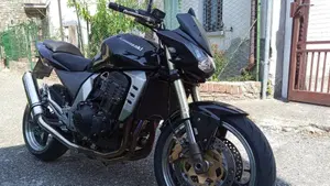 Kawasaki Z 1000 (2003 - 06)  (4)