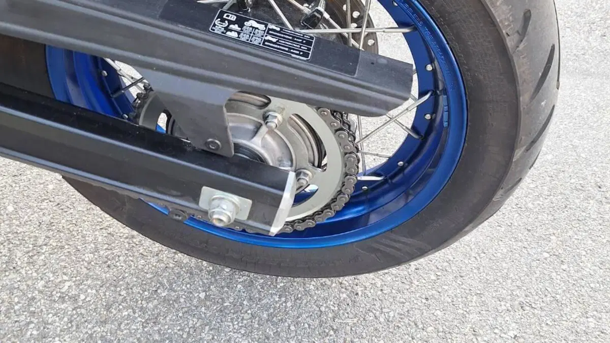 Suzuki V-Strom 650XT (2021 - 25)  (9)