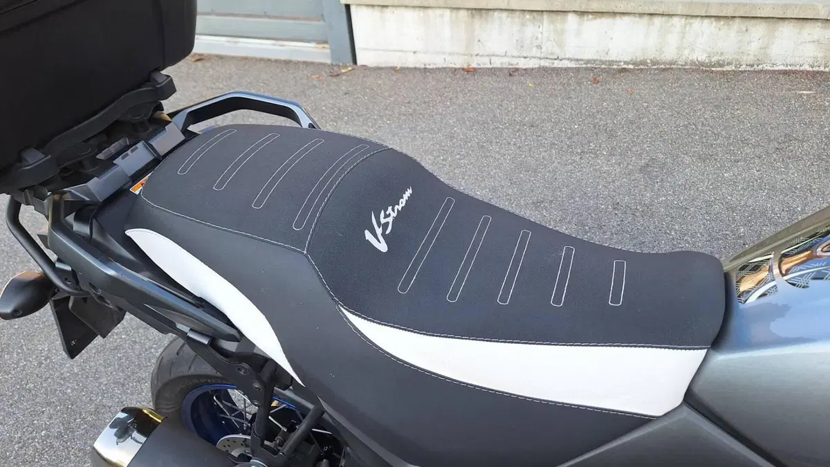 Suzuki V-Strom 650XT (2021 - 25)  (18)