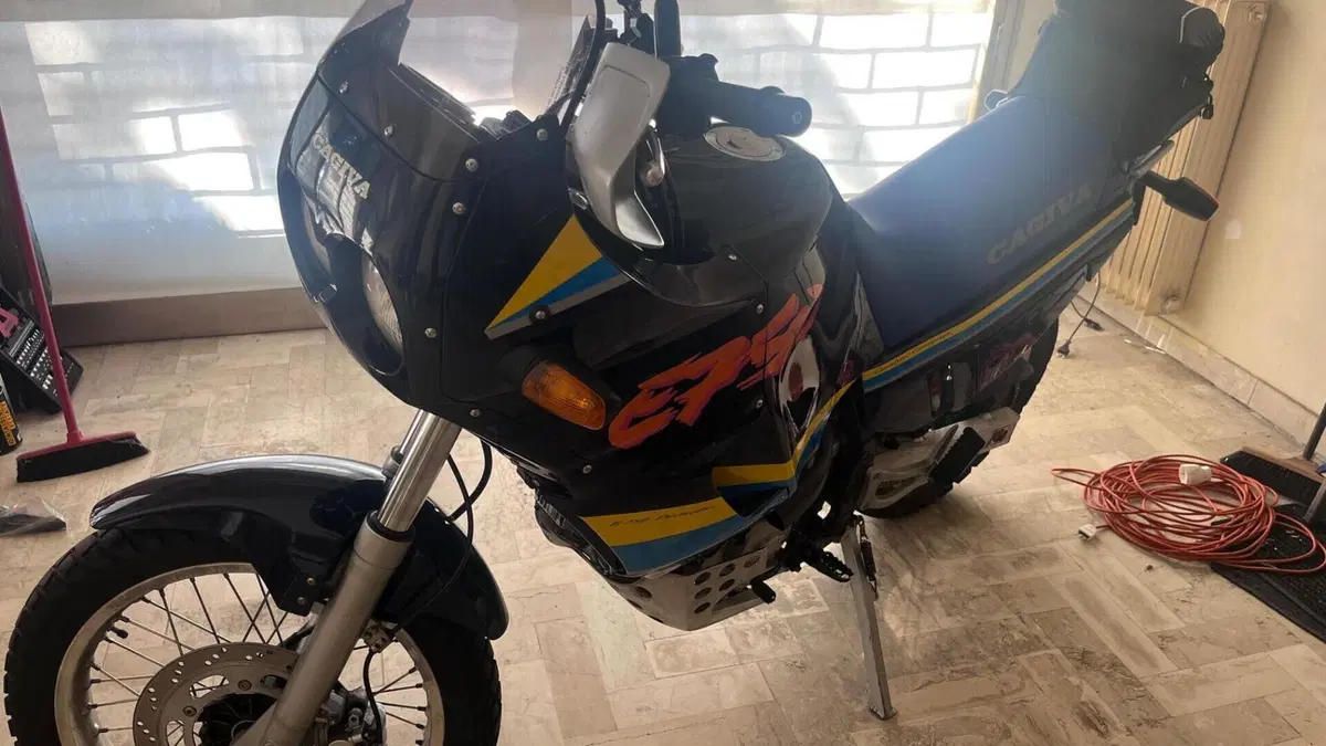 Cagiva Elefant 750 Cat (1994 - 97)  (2)
