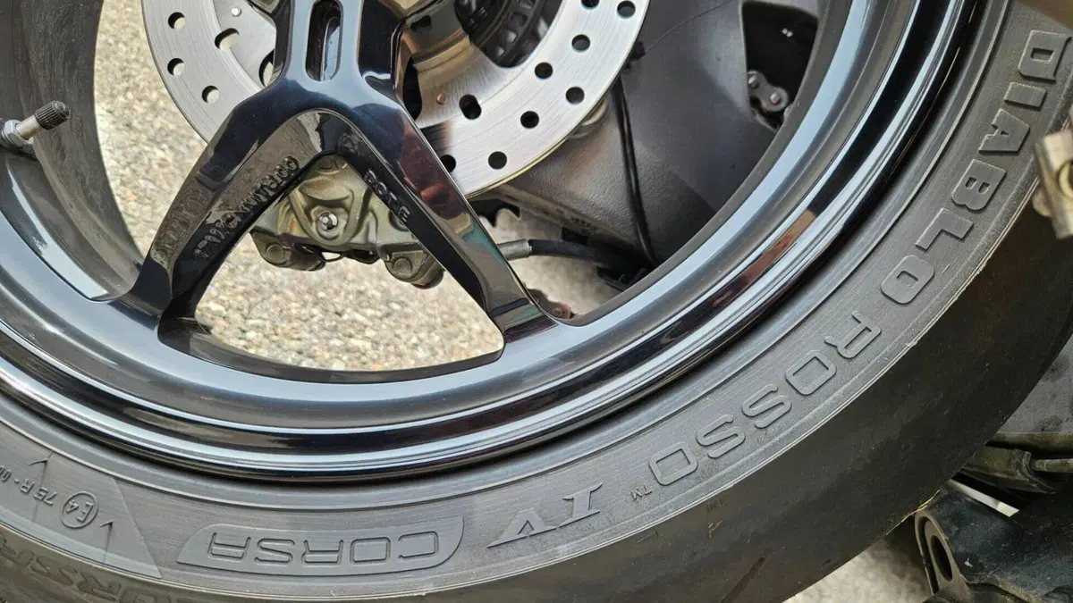 Ducati Monster 1200 S (2017 - 21)  (6)