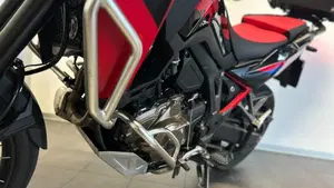 Honda Africa Twin CRF 1100L ES (2024 - 26)  (8)
