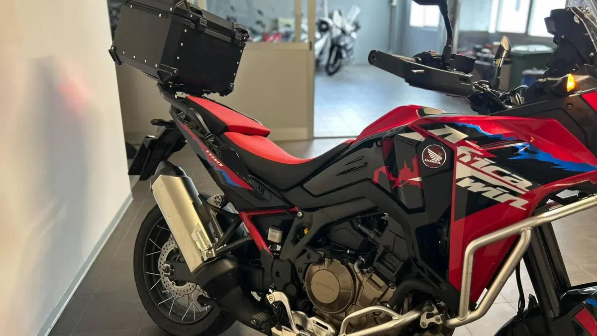 Honda Africa Twin CRF 1100L ES (2024 - 26)  (11)